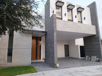 Casa En Renta En Almeras Torreon Coah.