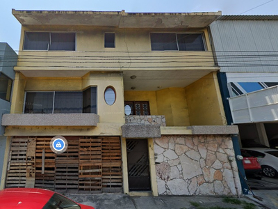 Casa En Venta En Col. Floresta, Veracruz Bp