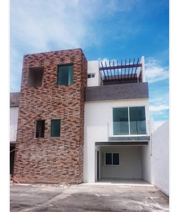 Casa En Venta En Kalia Residencial