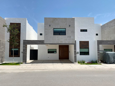Casa En Venta En Senderos Torreon Coahuila