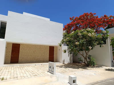 Casa Tipo Townhouse En City Homes Chuburná, Mérida