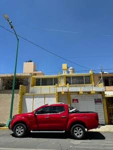 Doomos. Casa en renta Colonia Morelos Toluca