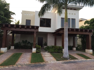Doomos. Villa en Venta en Harmonia, Yucatan Country Club, Mérida, Yu