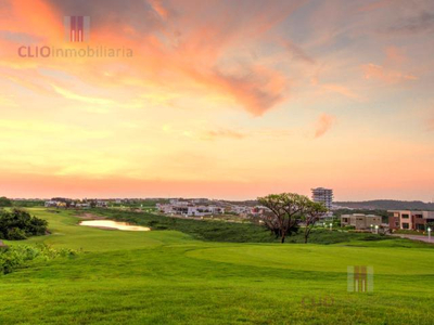 Gran Terreno En Punta Tiburón Frente Al Campo De Golf