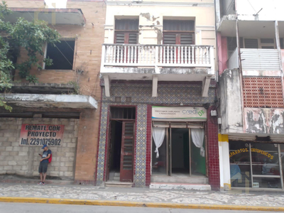 Local Con Oficina En Renta En Centro Histórico De Veracruz A 3 Cuadras Del Zocalo