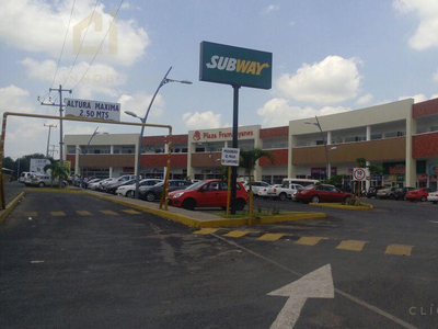 Oficinas En Renta En Veracruz De 142.22m2, Zona Industrial Bruno Pagliai, En 1er Piso De Plaza Comercial Framboyanes