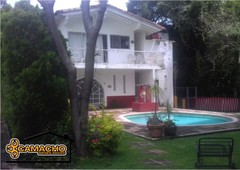 PROPIEDAD EN VENTA, COLONIA TLALTENANGO. OMT-0111