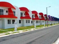 2 cuartos, 70 m casa en venta en los torrentes aeropuerto mx16-cj7451