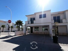 casa en renta en la giralda