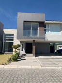 CASA EN VENTA CONJUNTO GENOVA COL. PROVIDENCIA METEPEC