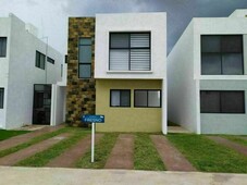 casas en venta - 201m2 - 3 recámaras - cholul - 2,309,000