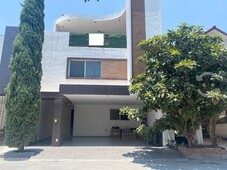 451397 casa en venta en col. privadas anahuac