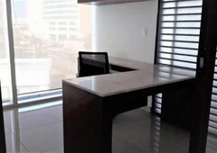 88 m renta de oficina 88.5 m2 con privados y vista al mar zona