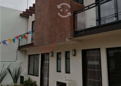 casa en renta cerca de la 14 sur y 16 de