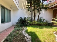 CASA EN VENTA CERCA DEL LA NUEVA EMBAJADA AMERICANA