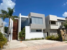 casa en venta en cancun residencial lagos del sol metros cúbicos