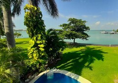 doomos. casa en venta con vista laguna y marina en isla dorada cancun quintana roo