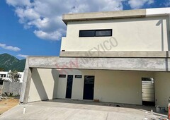 estrena hermosa casa en renta en mitica residencial, carretera nacional en santiago nuevo leon.