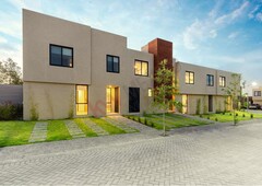 PRE venta de casa en nuevo desarrollo ZIRE muy cerca de Zibata Queretaro