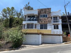 Venta casa en la loma con vista panorámica a la ciudad