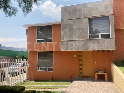 Casa En Venta En Bosques De Lindavista, Tlalnepantla, México