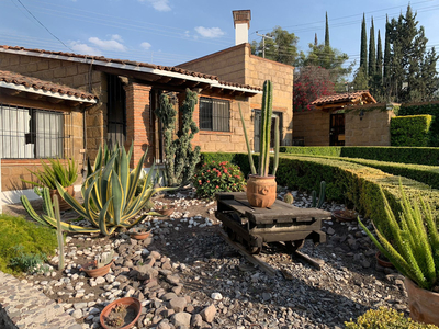 Casa En Venta En Colinas Del Bosque, Corregidora, Queretaro