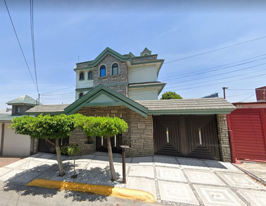 Casa En Venta En Valle Dorado, Tlalnepantla