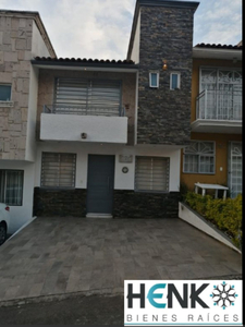 Casa En Zona Residencial En Fracc. Las Lomas En Tapeposco, Precio De Remate Aaf