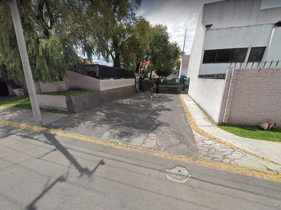 Estupenda Casa Remate Bancario Paseo De Los Cisnes Metepec Gj-rl