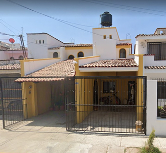 Excelente Casa En Venta En Una De Las Mejores Zonas En Jalisco Vh