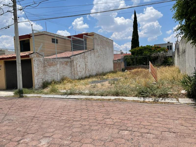 Terreno Habitacional En Venta En Colinas Del Cimatario, Querétaro