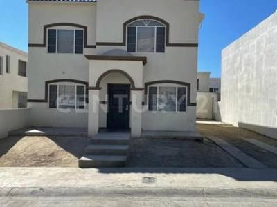 Casa en Renta, Fracc. Colinas del Sauzal, Ensenada Baja California