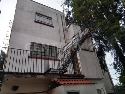 Casa en Venta en Colonia Claveria, Azcapotzalco, CDMX.