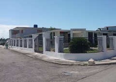 5 cuartos, 531 m se vende casa grande en la habana en el reparto nuevo vedado