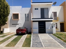 doomos. venta de casa en condominio villas de bonaterra en aguascalientes.