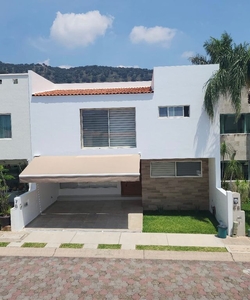 Venta de casa en Residencial Santa Anita