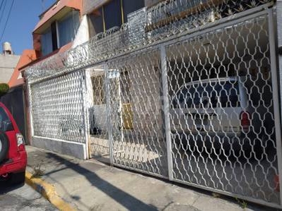 Casa en venta, Paseos de Churubusco, Iztapalapa.