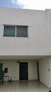 Casas en renta - 160m2 - 3 recámaras - Bello Horizonte - $15,000
