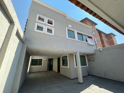 Casas en venta - 153m2 - 3 recámaras - Toluca - $3,350,000