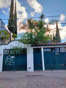 Casa muy amplia cerca de Juriquilla