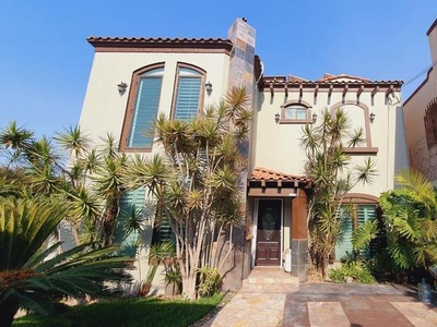 Casas en venta - 288m2 - 3 recámaras - Tijuana - $585,000 USD