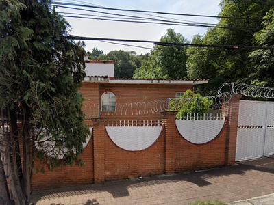 Amplia Casa De Remate Bancario En Villa Verdún