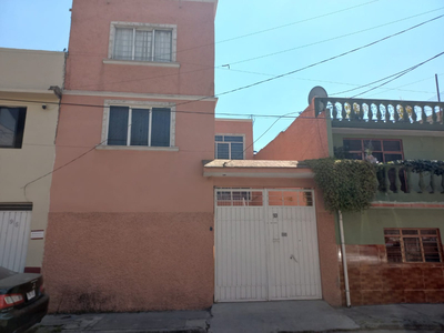 Amplia Casa En Venta Zona San Juan De Aragón