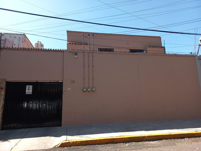 Renta Casa En Condominio En San Bartólo Atepehuacan
