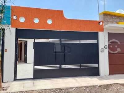 Casa sola en venta en Morelia, Ampliacion