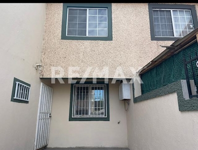 Casas en renta - 1300m2 - 2 recámaras - Tijuana - $700 USD