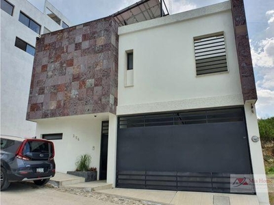 Casas en renta - 200m2 - 5 recámaras - Tuxtla Gutierrez - $23,000