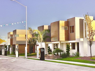 Casas en venta - 102m2 - 3 recámaras - Aguascalientes - $1,792,560
