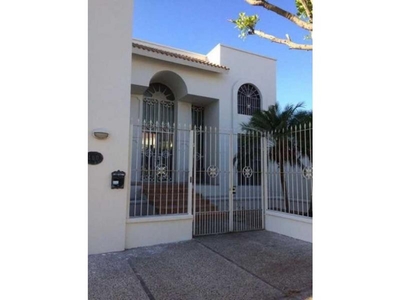 Casas en venta - 1195m2 - 4 recámaras - Reynosa - $12,500,000