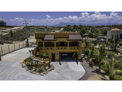 Casas en venta - 237m2 - 2 recámaras - Todos Santos - $419,500 USD